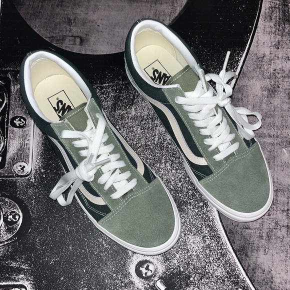 NIB Vans Old Skool - Picture 7 of 13